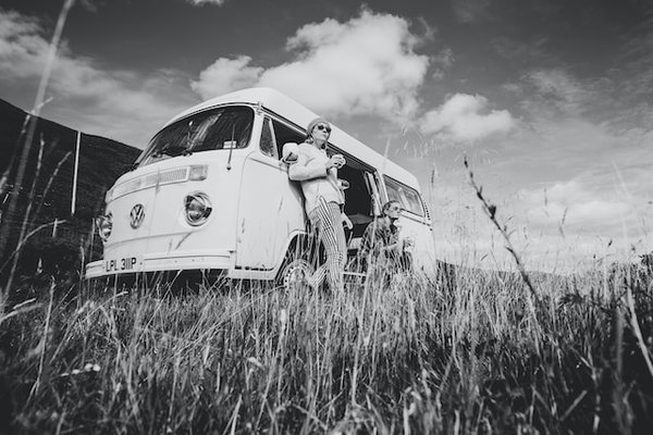 Quels sont les meilleurs itinéraires pour un road trip à travers les parcs nationaux de l'Ouest américain?